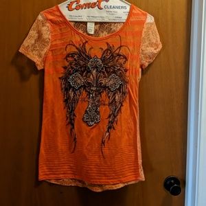 Angels & Diamonds orange cross tee size M